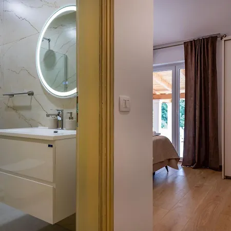 Dika, A Beautiful And Spacious With A Fantastic Pool بيت للعطل