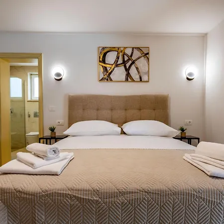 Dika, A Beautiful And Spacious With A Fantastic Pool بيت للعطل Gradisce (Istria)
