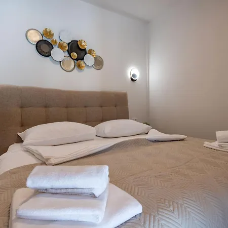 Dika, A Beautiful And Spacious With A Fantastic Pool بيت للعطل