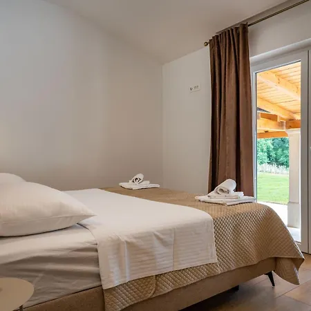 بيت للعطل Dika, A Beautiful And Spacious With A Fantastic Pool