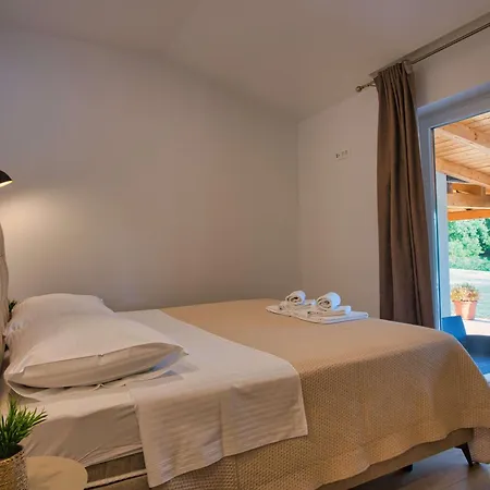 Dom wakacyjny Dika, A Beautiful And Spacious With A Fantastic Pool