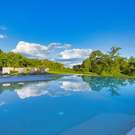 Dika, A Beautiful And Spacious With A Fantastic Pool * Gradisce (Istria)
